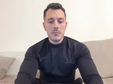 roberto4ever on Chaturbate