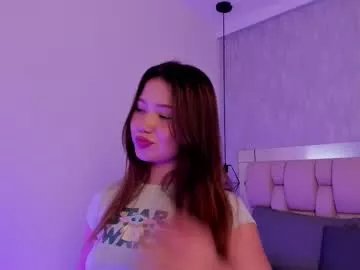 roxie_summers on Chaturbate