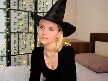 savannahshor on Chaturbate 