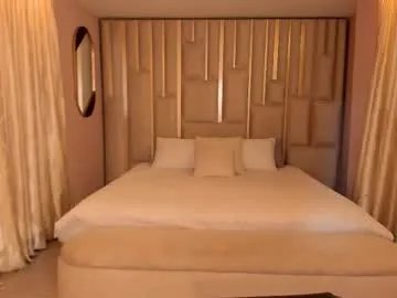 savannahstorm_ on Chaturbate