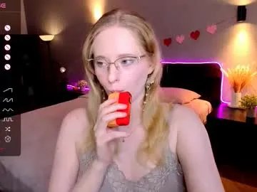 sheslinki on Chaturbate 