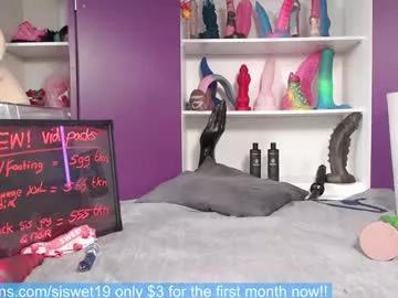 siswet19 on Chaturbate 