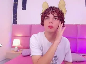 skyee_angel on Chaturbate