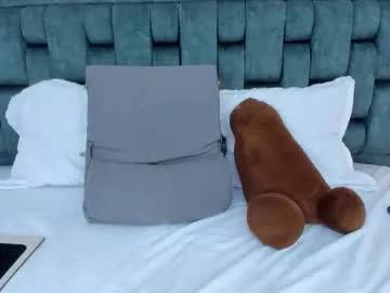 stephanysc — GOAL: ride torso + oily butttocks [300 tokens remaining] can u make me squirt tonight?  Fav tips 11, 61,112,222, 555  #ebony #bigass #bigboobs #squirt #young