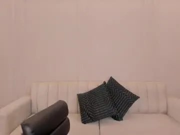 sunnyrivers_ on Chaturbate