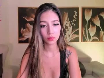 taralawrence on Chaturbate