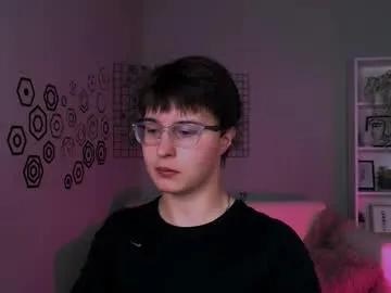 teo_wilson — GOAL: take off t-shirt [425 tokens remaining] Welcome to my room! #new #nonude #18 #muscles #teen