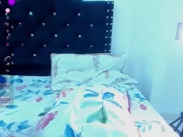 vahiolet_smith on Chaturbate