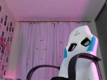 vanessa_brills — Goal: DEEP FINGERING PUSSY #tattoo #dirtytalk #pvt #german #c2c - Next Goal: NAKED SQUATS ON UR FACE