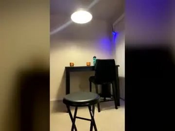 vaultslut111 — Freechat on Chaturbate