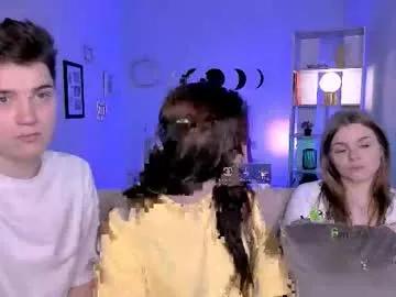 veronica_bubble — GOAL: kiss [222 tokens remaining] Welcome to my room! #bigdick #muscle #cum #sph #bigboobs