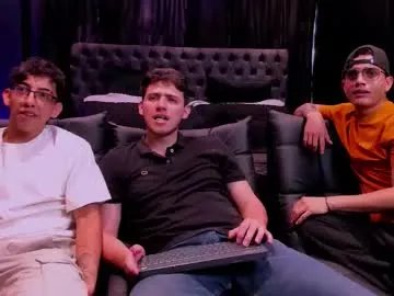 web_gammer_ on Chaturbate