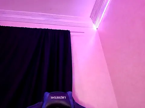 ---sophia--- on StripChat