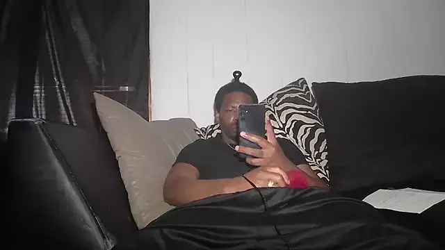 007Giovani on StripChat