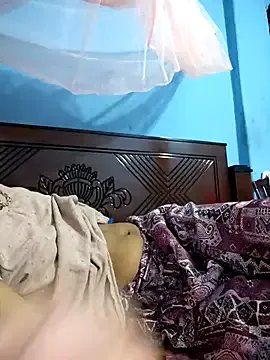 124pakhi on StripChat