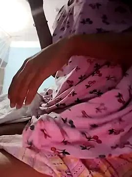 124pakhi on StripChat