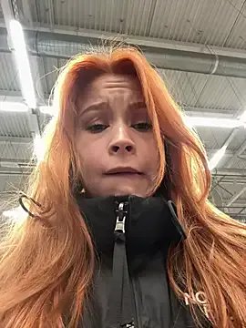 _Little_Ginger — Show boobs in public