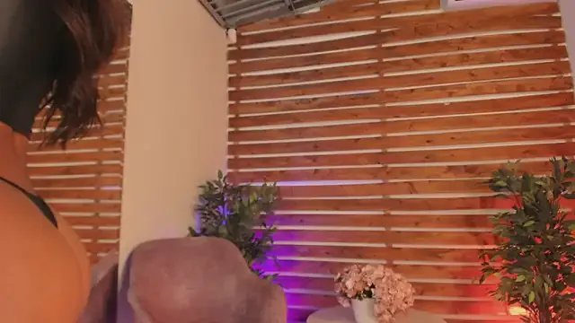 _MeganRain on StripChat