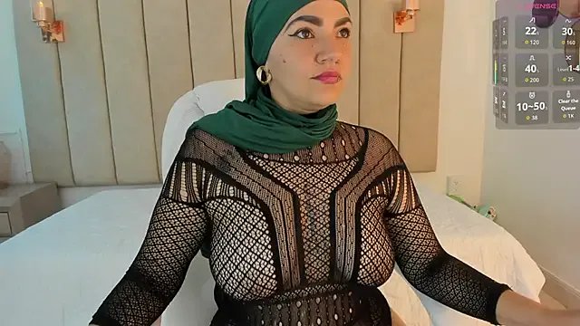 _naylaa_ on StripChat