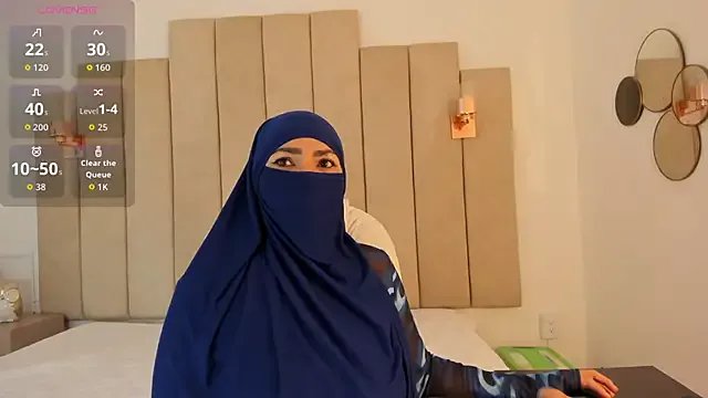 _naylaa_ on StripChat