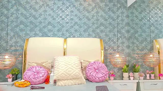 _NinaFox_ on StripChat 