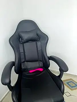 _Pamela_1 on StripChat