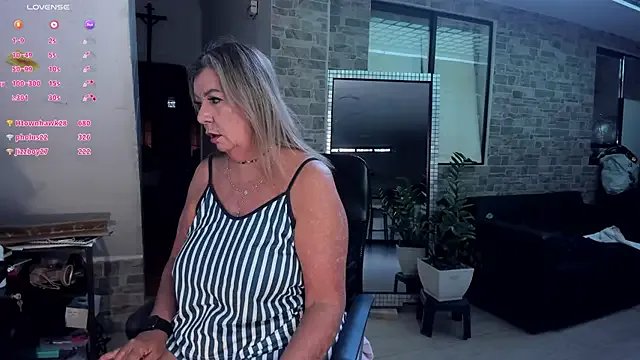 _SARAI_DUPONT on StripChat