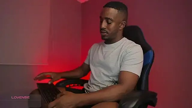 adamjackson_ on StripChat