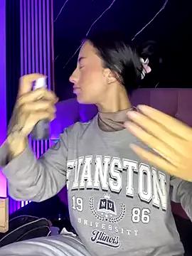 Ady_18 —  Naked and 2 min control toy 