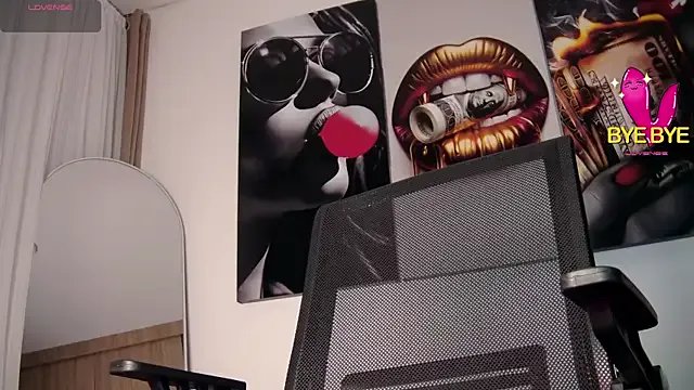 aidaadams on StripChat 