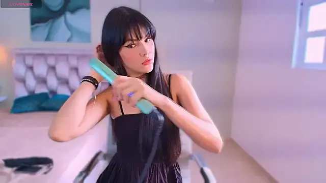 aisha_sakina — fingering asshole