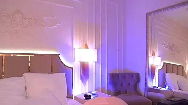 AlanaHurd on StripChat 