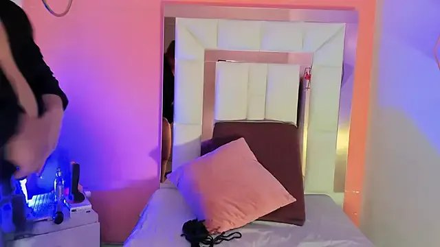 Alanna_hot3 on StripChat 