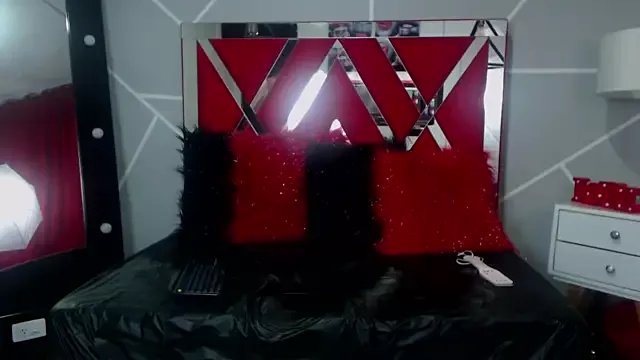 alex_noa on StripChat