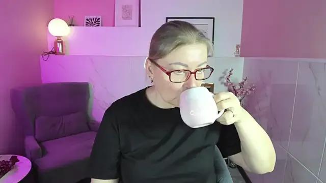 AlexandraKind — for a fabulous Christmas gift