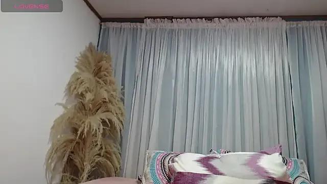 Alhana-miller on StripChat 