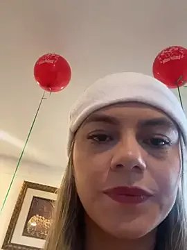 alicee16 on StripChat