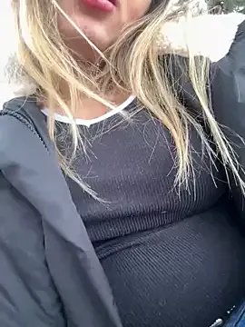 AlivePoor — Dildo paras