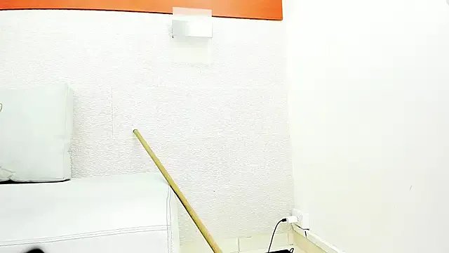 allice_green on StripChat 