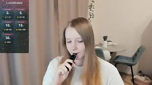 Alyaley on StripChat 