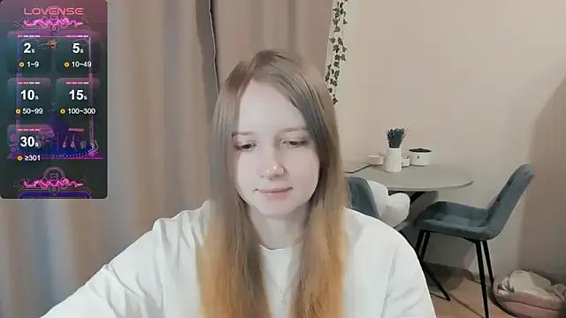 Alyaley on StripChat 