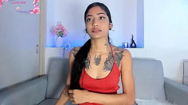 Alykass on StripChat