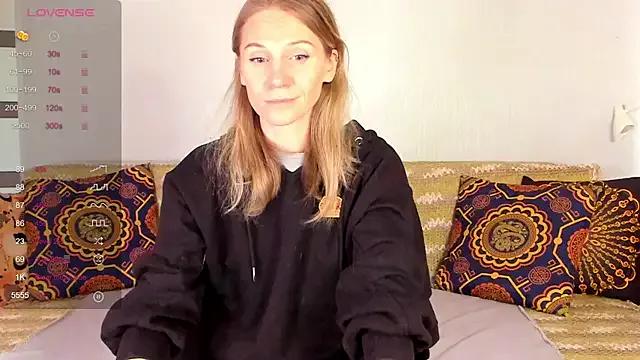 Amalia_Mio on StripChat 