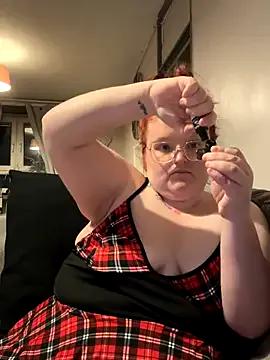 AmberBliss-X — Spit on boobs