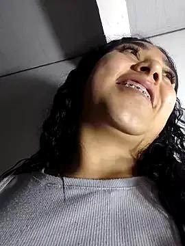 AmberGold- on StripChat