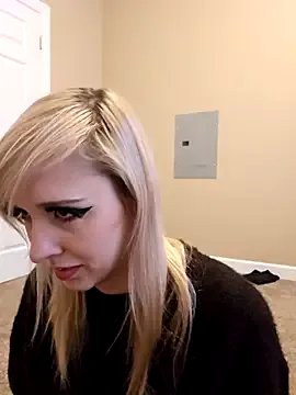 AmethystFoxx on StripChat