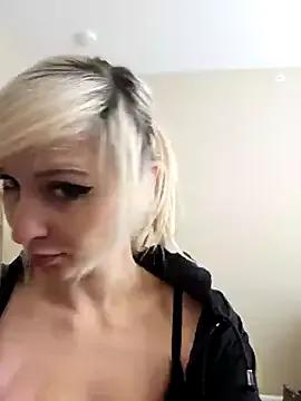 AmethystFoxx — Fuck pussy in heels