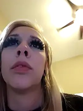 AmethystFoxx on StripChat