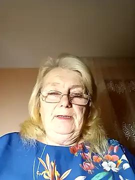 AmyLove353 — Private on StripChat