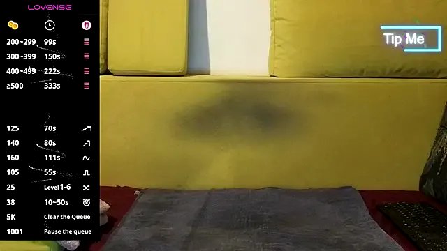 ana_squirt69 on StripChat 